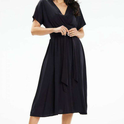 Elegant Midi Dress with Flared Silhouette and Kimono Sleeves - Très Elite