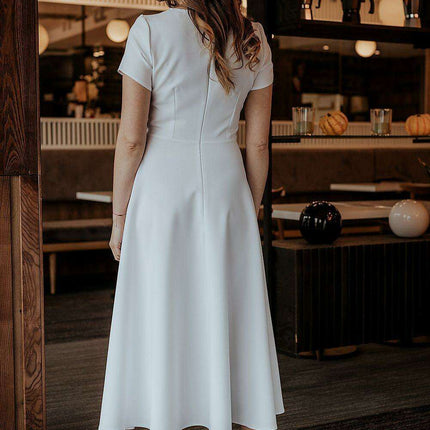 Elegant Midi Dress with Flared Sleeves and Hidden Zipper