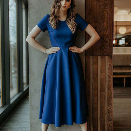 Elegant Midi Dress with Flared Sleeves and Hidden Zipper