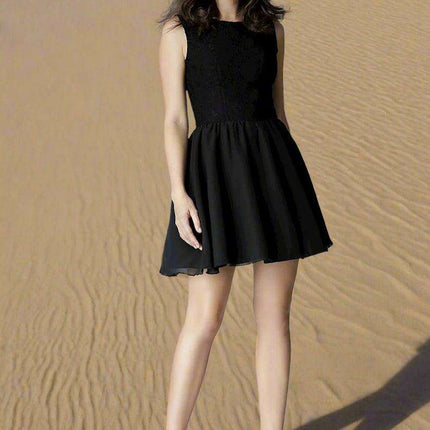 Elegant Minimalist Mini Dress - Made in Europe - Très Elite