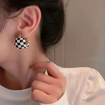 Elegant Monochrome Button Earrings - Korean Fashion-Inspired Jewelry - Très Elite