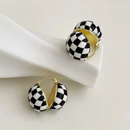 Elegant Monochrome Button Earrings - Korean Fashion-Inspired Jewelry - Très Elite