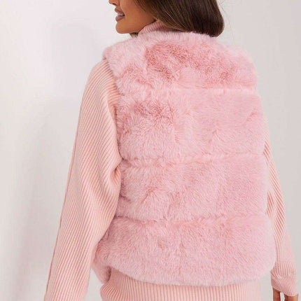 Elegant Multi-Pocket Faux Fur Vest for Every Event - Très Elite