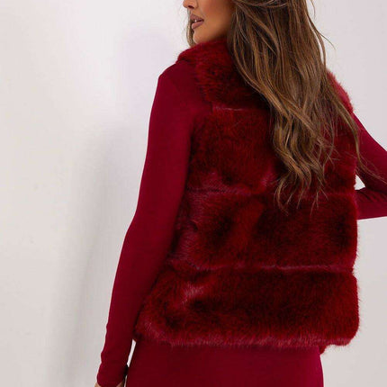 Elegant Multi-Pocket Faux Fur Vest for Every Event - Très Elite