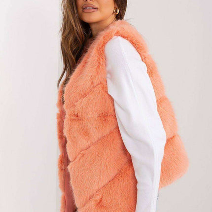 Elegant Multi-Pocket Faux Fur Vest for Every Event - Très Elite