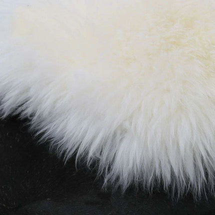 Sumptuous New Zealand Sheepskin Rug - Plush Wool Carpet for an Elegant and Cozy Home
