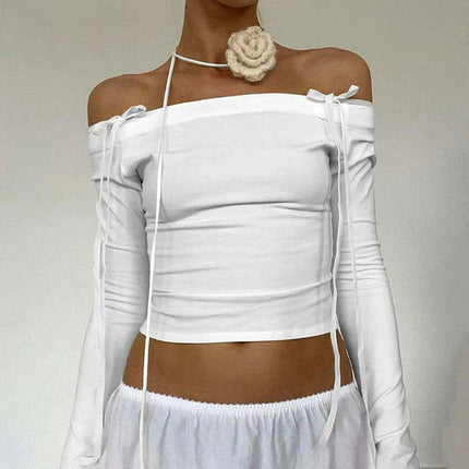 Elegant Off-Shoulder Bow-Detail Crop Top for Trendy Fall Fashion - Très Elite