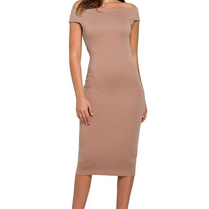 Elegant Off-Shoulder Midi Dress in Stretch Knit Fabric - Très Elite