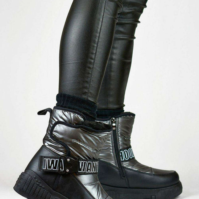 Elegant Onyx Snow Boots with Plush Eco-Friendly Insole