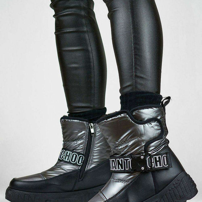Elegant Onyx Snow Boots with Plush Eco-Friendly Insole