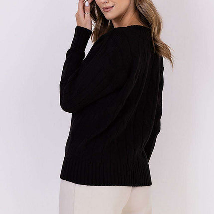 Elegant Plaid Knit Sweater with Decorative Detailing - Très Elite