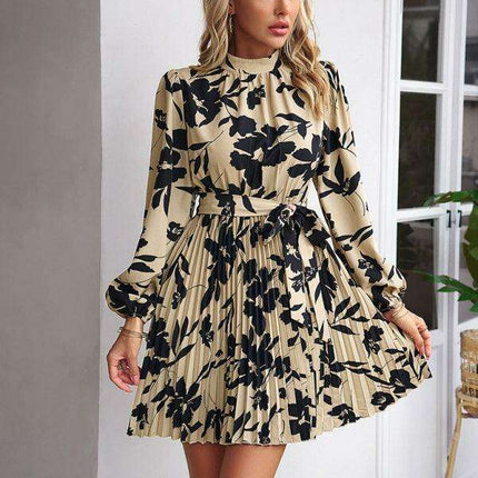 Elegant Pleated Long-Sleeve Dress: The Essential Travel Companion - Très Elite