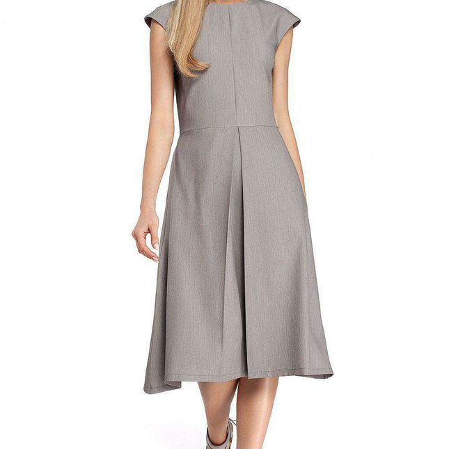 Elegant Pleated Midi Dress - Ideal for Daytime Chic