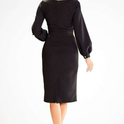 Elegant Pleated Midi Dress with Long Sleeves - Très Elite