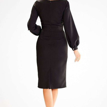 Elegant Pleated Midi Dress with Long Sleeves - Très Elite