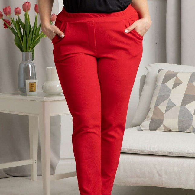 Elegant Plus Size Chic: Karko Curvy Trousers