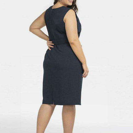 Elegant Plus Size Emma Dress with Heart Neckline and Pockets - Très Elite