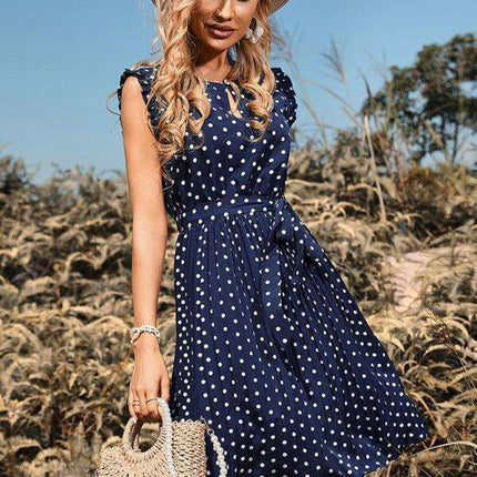Elegant Polka Dot Pleated Dress - Effortless Charm for Any Occasion - Très Elite