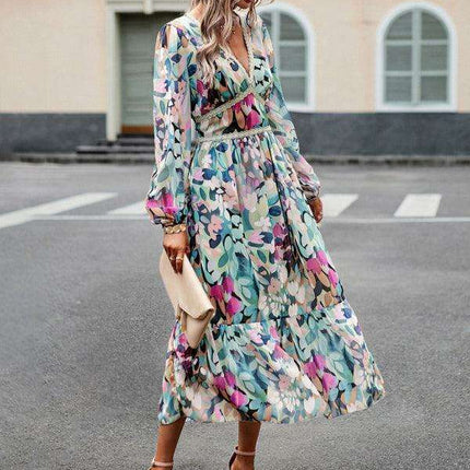 Elegant Printed V-Neck Long-Sleeve Dress - Stylish Resort Attire for Women