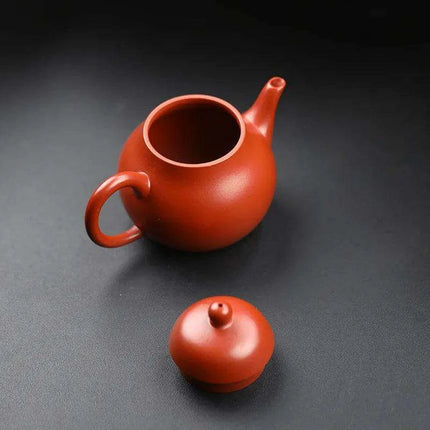 Elegant Purple Clay Teapot with Golden Accents for Refined Tea Enjoyment - Très Elite