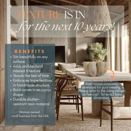 Elegant Resin Vase with Curved Groove Design- Très Elite- Très Elite