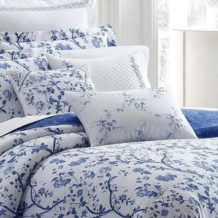 Elegant Reversible Floral Cotton Duvet Cover Set with Matching Shams – Year-Round Bedding Must-Have - Très Elite