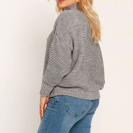Elegant Ribbed Turtleneck Sweater with Trendy Half-Zip Detail - Très Elite
