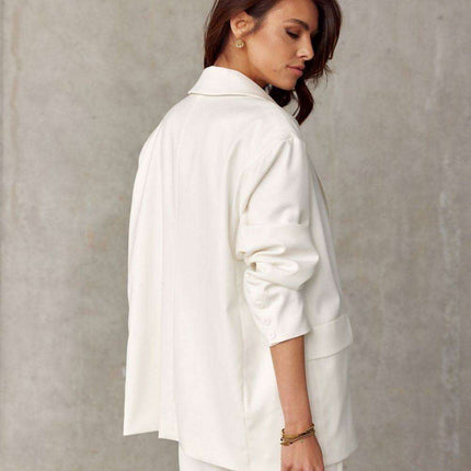 Elegant Roco Fashion Jacket: The Essential Stylish Outerwear - Très Elite