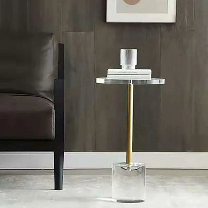 Elegant Round Acrylic Cake Showcase Stand - Très Elite