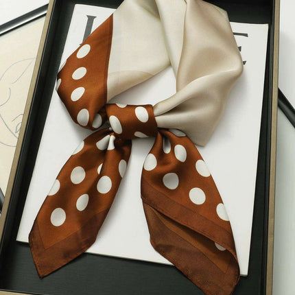 Elegant Satin Square Shawl Hijab: Luxurious 70x70cm Bandana for Women - Très Elite