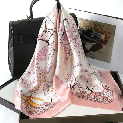 Elegant Satin Square Shawl Hijab: Luxurious 70x70cm Bandana for Women - Très Elite