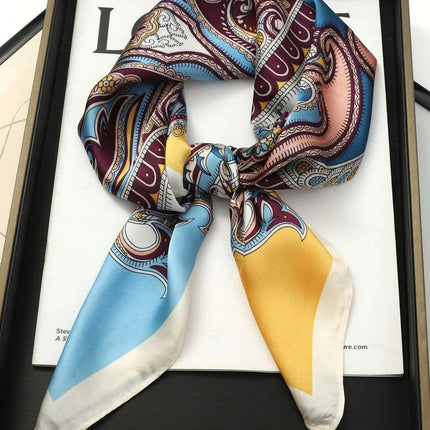 Elegant Satin Square Shawl Hijab: Luxurious 70x70cm Bandana for Women - Très Elite