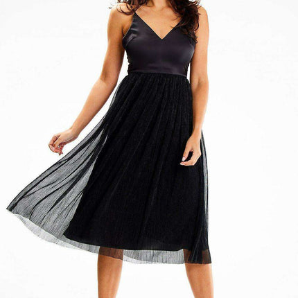 Elegant Satin Strapless Cocktail Dress - Très Elite