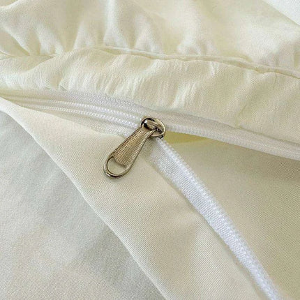 Elegant Seersucker Lace Ruffle Bedding Set - Très Elite