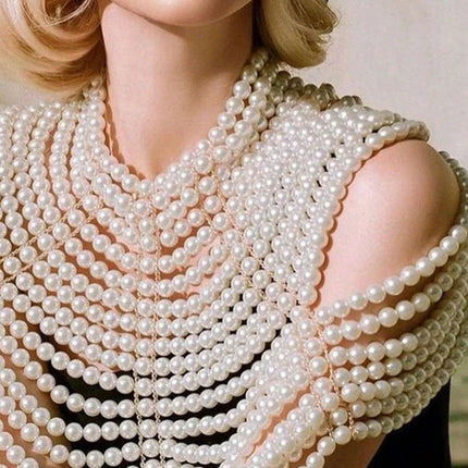 Elegant Sheer Pearl-Embellished Evening Tank with Statement Pendant - Très Elite