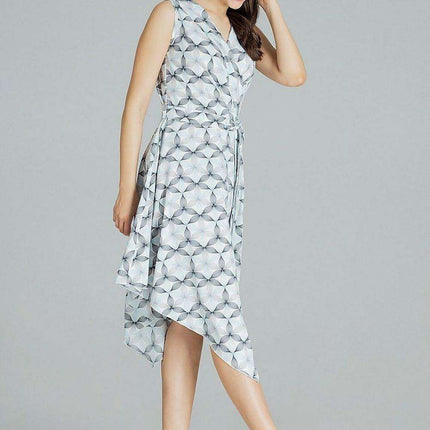 Elegant Sleeveless Cocktail Dress with Modern Envelope Neckline - Très Elite