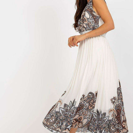 Elegant Sleeveless Flared Midi Dress With Waist Belt - Très Elite