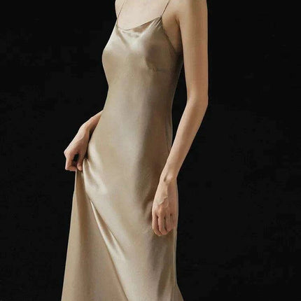 Elegant Sleeveless Long Silk Satin Party Dress in Mulberry - Très Elite