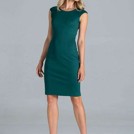 Elegant Sleeveless Midi Dress for Everyday Elegance - Très Elite