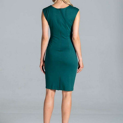 Elegant Sleeveless Midi Dress for Everyday Elegance - Très Elite