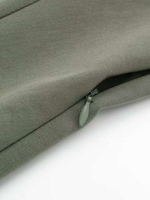 Elegant Sleeveless Midi Dress in Lightweight Polyester for Effortless Elegance