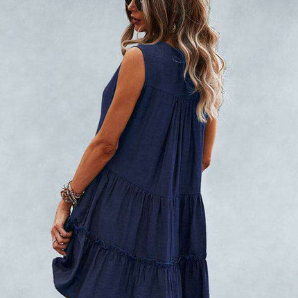 Elegant Sleeveless V-Neck Dress for Effortless Style - Très Elite