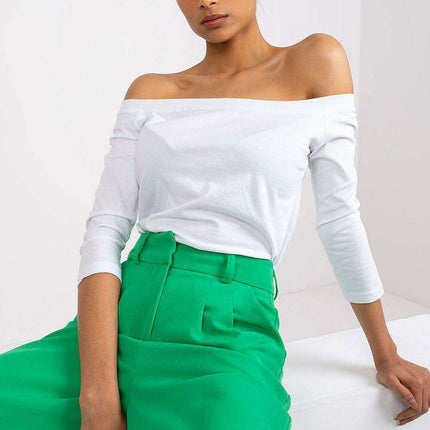 Elegant Spanish Off-Shoulder Blouse - Très Elite