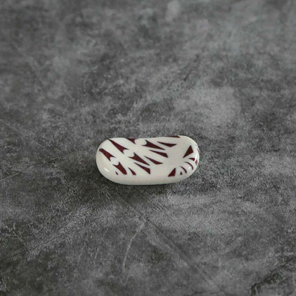 Elegant Square Ceramic Chopstick Holder - 1pc for Stylish Dining Experience - Très Elite