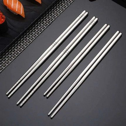 Elegant Stainless Steel Sushi Chopsticks with Enhanced Grip for Asian Cuisine - Très Elite