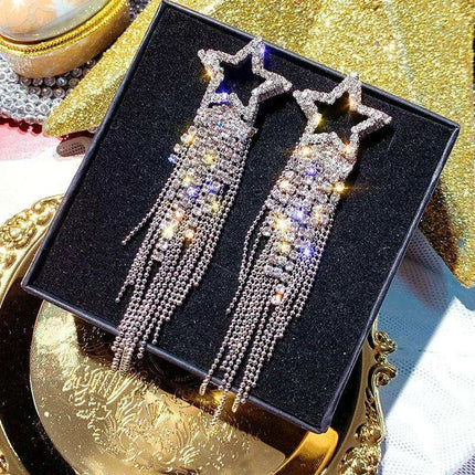 Elegant Starburst Tassel Earrings for Glamorous Looks - Très Elite