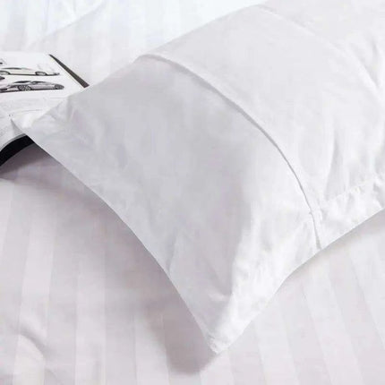 Elegant Striped 100% Cotton Luxury Pillowcase for Ultimate Sleep Comfort - Très Elite