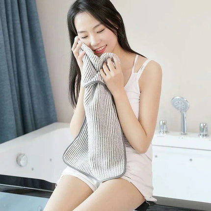 Elegant Striped Bamboo Bath Towel - Highly Absorbent & Quick-Drying for Everyday Use (35x75cm) - Très Elite