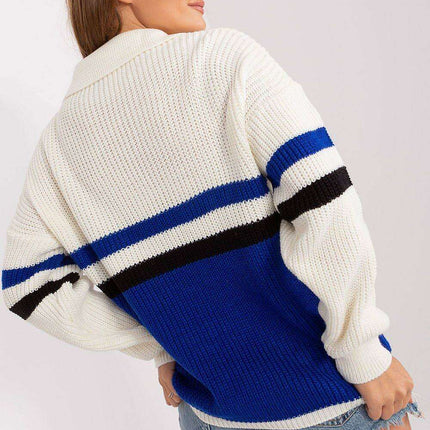 Elegant Striped Knit Sweater - Très Elite