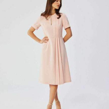 Elegant Teardrop Neckline Cocktail Gown - Très Elite